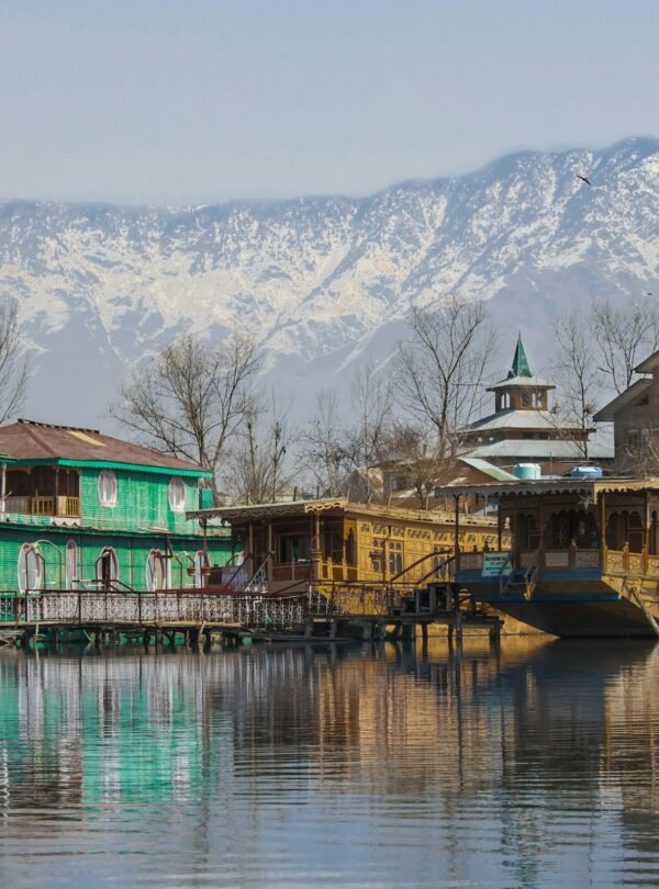 Kashmir, Dal lake