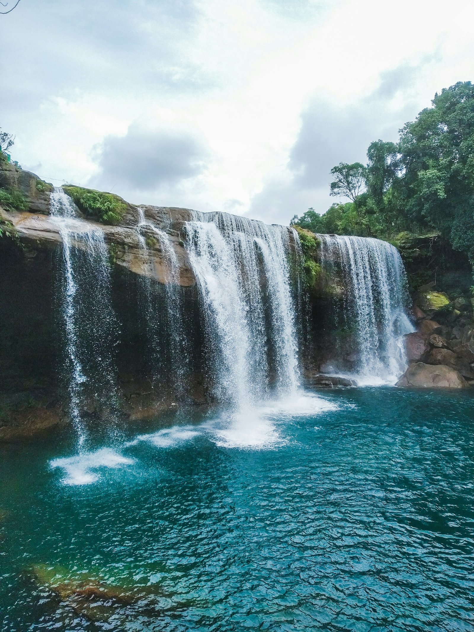 Meghalaya Women-Only Group Tour 4 Nights 5 Days